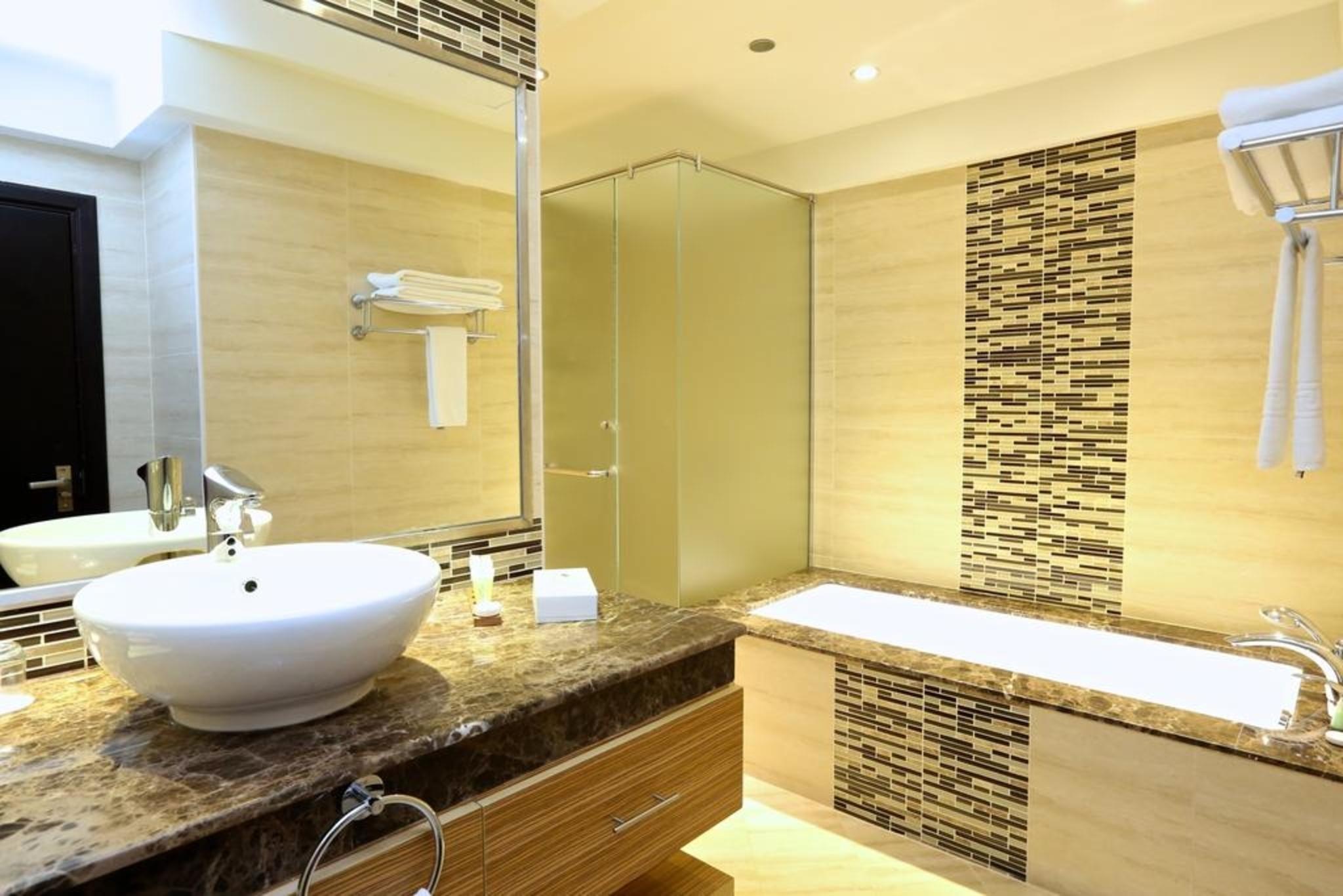 Nehal Hotel Абу Даби Екстериор снимка