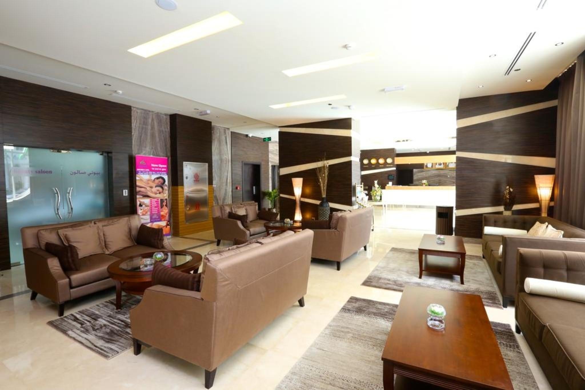 Nehal Hotel Абу Даби Екстериор снимка
