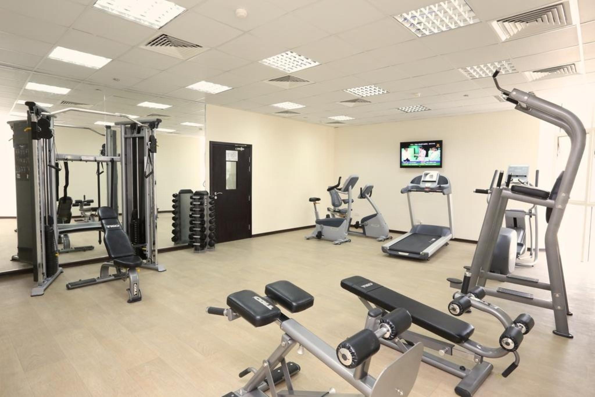 Nehal Hotel Абу Даби Екстериор снимка