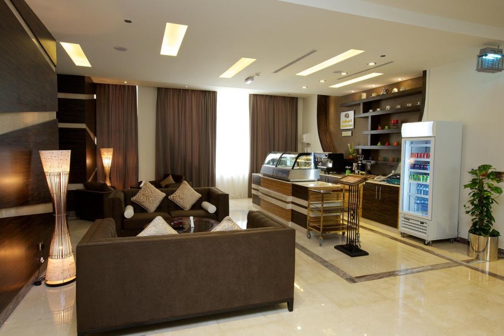 Nehal Hotel Абу Даби Екстериор снимка