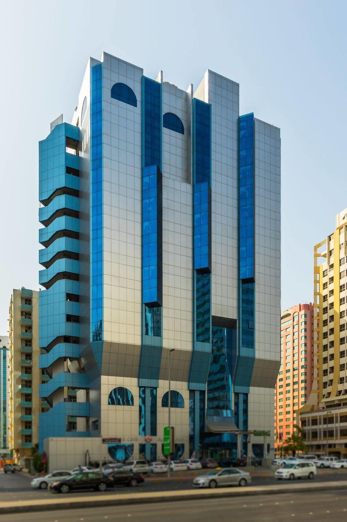 Nehal Hotel Абу Даби Екстериор снимка